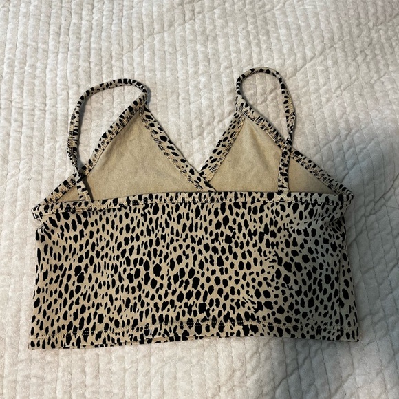 Brandy Melville cropped top - Picture 3 of 3